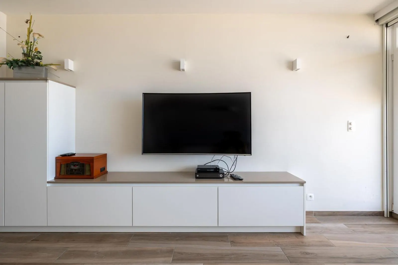 Luxury Family Apartment With Seaview And Jacuzzi Bathtub T48 أوستيند